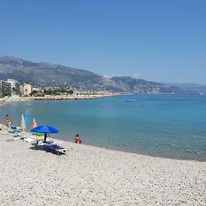  Appartamento Beautiful Studio Near Sea